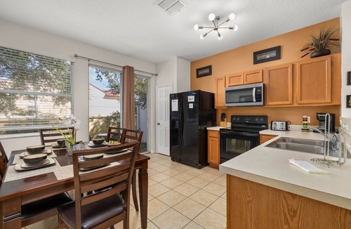 Crestwynd Bay Condo | GREAT LOCATION in My Home Away - 3 bed resort townhouse just 1.5 miles from WDW!