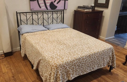 Harlem Hotel | Great Looking Studio Apt