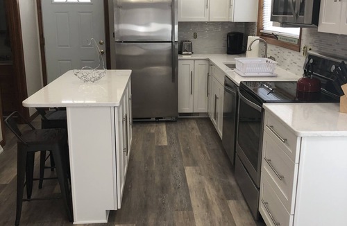 Conneaut Lakeshore House | Great memory and enjoy Retreat at the Lake