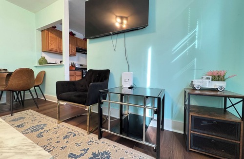 Anacostia Apartment | Great NICE 5-Beds easy parking near Transportation