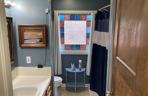 Central House | Great quiet place with one bedroom choices of a twin or full size bed.