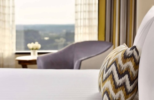 Gwinnett Place Hotel | Great Relaxing Overnight Stay! Spacious unit located in the heart of Duluth