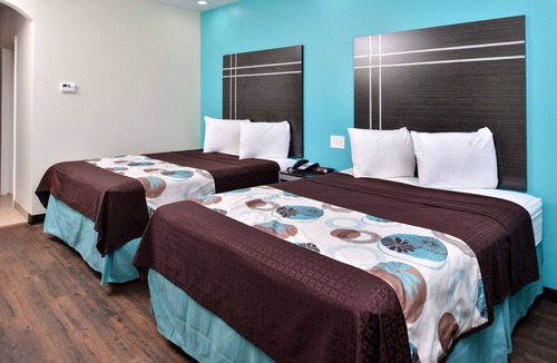 Spring Hotel | Great Relaxing Overnight Stay! 4 Relaxing Units, Near Jersey Meadow Golf Course!