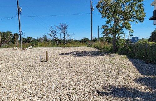 Keaton Beach RV Rental | Great RV Lot with shared dock. Deep water access and just minutes from the beach