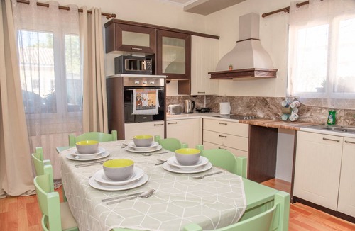 Sidari Villa | Great Seaside Villa with private pool in Sidari Perfect for Families