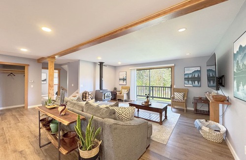 Port Angeles House | Great Spot For Family & Friends