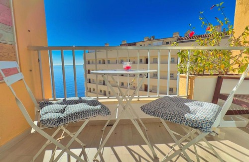 Marbella Seafront Promenade Apartment | Great studio Beachfront Marbella center Neptuno building Ninth floor
