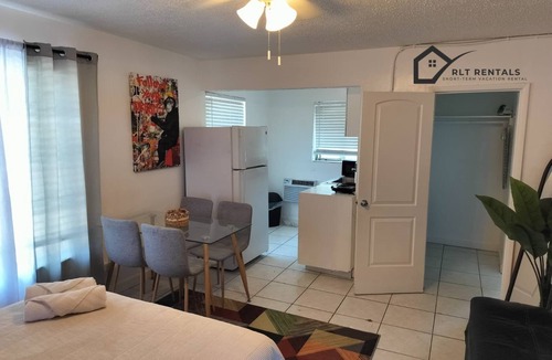 Parkside Apartment | Great Studio for Vacations - 124