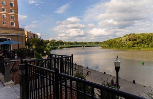 Rochester Apartment | Great Studio | Free Breakfast