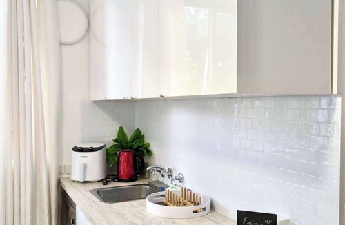 Fitzroy North Apartment | Great Things Come in Small Packages - Fitzroy Apt