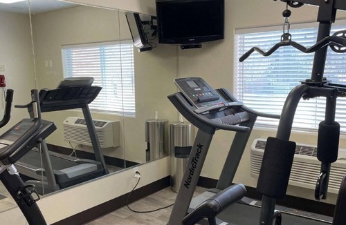 Westminster Apartment | Great value hotel between Denver and Boulder