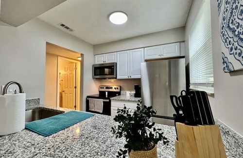 Middletown Apartment | Great Value New Middletown Apartment Free Laundry