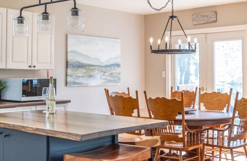 Consecon Cottage | Great waterfront oasis in the heart of Prince Edward County wine country