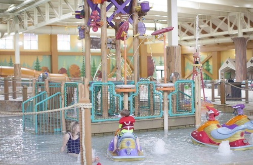 Lake Delton House | Great Wolf Lodge Wisconsin Dells - Amazing Resort w/Indoor Park Fun Included!