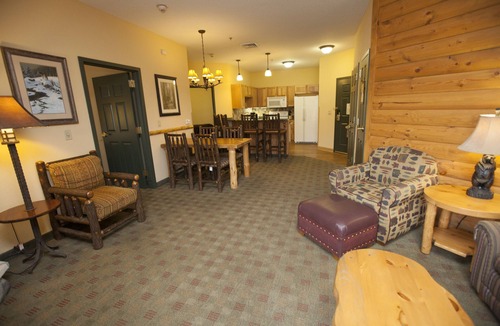 Lake Delton Resort | Great Wolf Lodge Wisconsin Dells