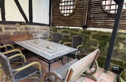 Grebenstein Apartment | Grebenstein with castle & towers near Sleeping Beauty's Sababurg & Rapunzel's Trendelburg