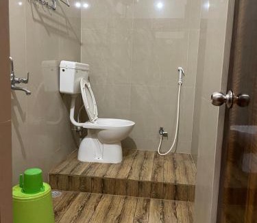 Deoghar Hotel | green acres
