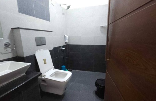 Sulthan Bathery Hotel | Green Ample Resorts