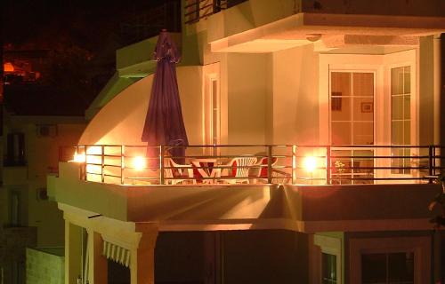Rafajlovici Apartment | Green Apartman