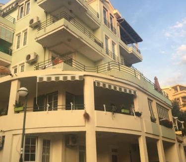 Rafajlovici Apartment | Green Apartman