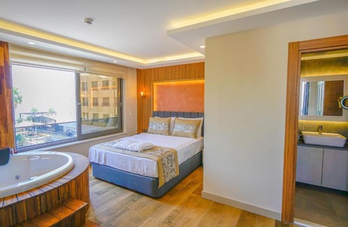 Eski Lara Hotel | Green Beyza Suites