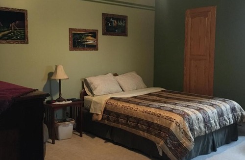 Odon Bed & Breakfast | Green Gables Bed & Breakfast