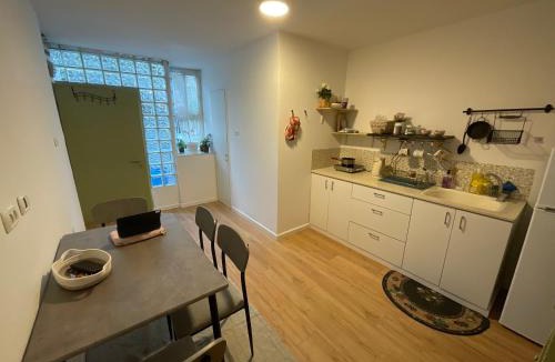 Haifa Apartment | Green gallery