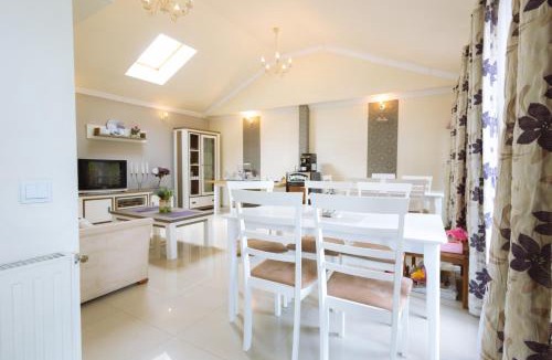 Avrig House | Green Garden Avrig