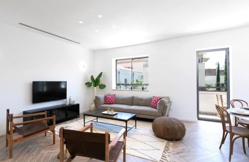 Neve Tzedek Apartment | Green Harmony by Five Stay