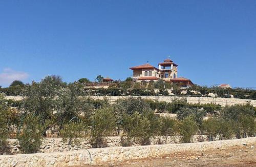 Ajloun Governorate Villa | Green Hills