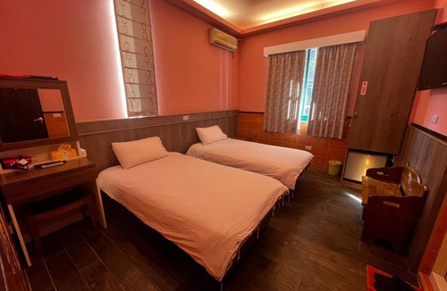 Puli Bed & Breakfast | Green House