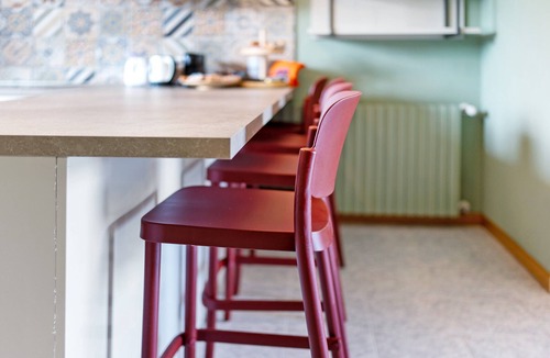 Castelletto Sopra Ticino House | Green Holiday Home 'La Casa Dei Girasoli-Lake Maggiore' with Garden, Wi-Fi, AC, Parking