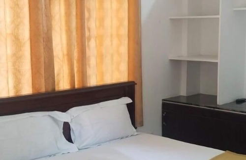 Maraiyur Hotel | Green Mount Residency