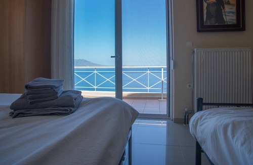 Kolymbari Villa | Green note villa sunset, a heavenly place under the sun