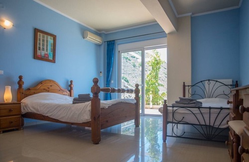 Kolymbari Villa | Green note villa sunset, a heavenly place under the sun