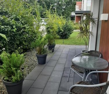 Naleczow Apartment | Green Ravine