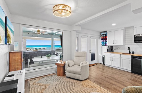 Destin House | Green Reef 1 Beachfront 2026 Remodel Arcade Fully-Stocked Beach Gear
