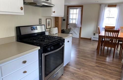 Guilford House | Green River Cottage