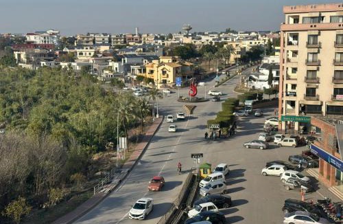 Loralai District Apartment | Green stay