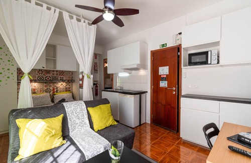 Peniche de Cima Apartment | Green studio, Private Balcony, 100 meters, 2 min by foot, of Peniche Beach