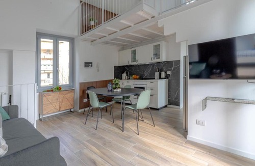Cernobbio Apartment | Green Terrace in Cernobbio center