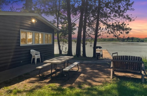 Park Falls Cabin | Green Tree Getaway on Blockhouse Lake