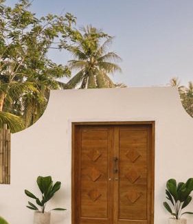 Batu Karas Villa | Green Waves Villa