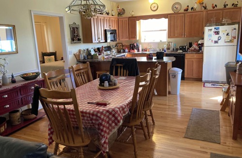 Cool Ridge House | Greenhaven Farm: 4-bedroom farmhouse in beautiful Cool Ridge, WV