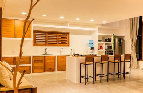 Prea House | Greenhousi Prea