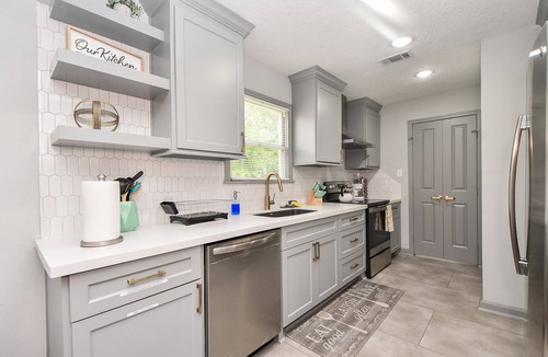 Southeast Houston House | GreenSerene A | Adorable 3 bed + Free Wifi & Park