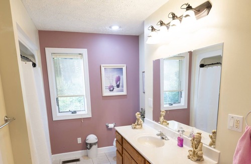 Laurel Fork Ski Chalet | Greenside Cottage