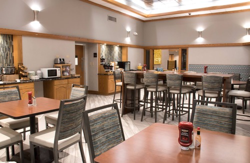 Springfield Hotel | Greenstay Hotel & Suites