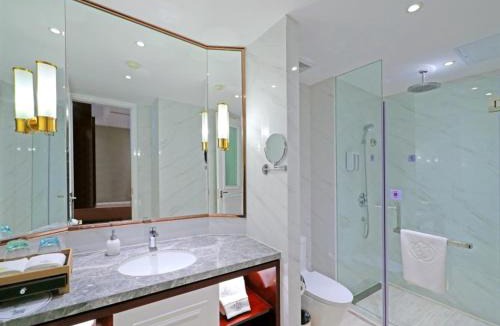 Binhai Hotel | GreenTree Eastern Yancheng Binhai Oubaoliya City Square Hotel