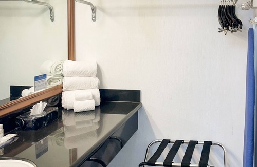 Channelview Hotel | GreenTree Hotel & Extended Stay I-10 FWY Houston, Channelview, Baytown